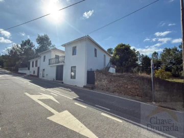 Quinta T4 para Venda em Poiares (Santo Andre)