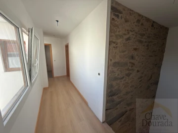 Quinta T4 para Venda em Poiares (Santo Andre)