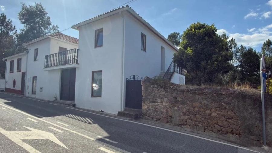 Quinta T4 para Venda em Poiares (Santo Andre)
