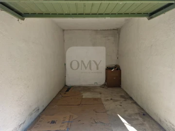 Garagem para Arrendamento em Nossa Senhora da Conceição, São Pedro e São Dinis