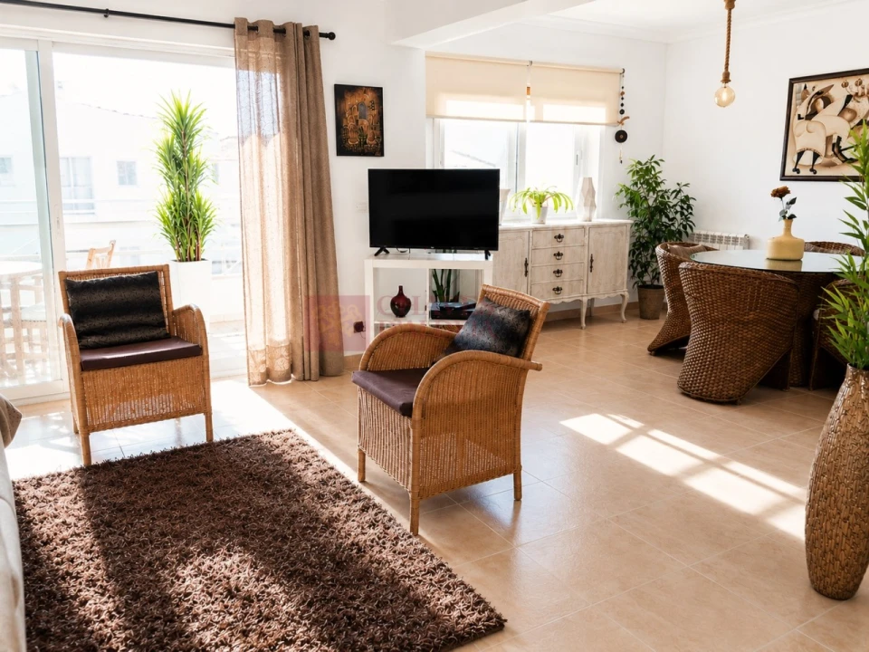 Apartamento T2 para Venda em Encarnação Foto 3