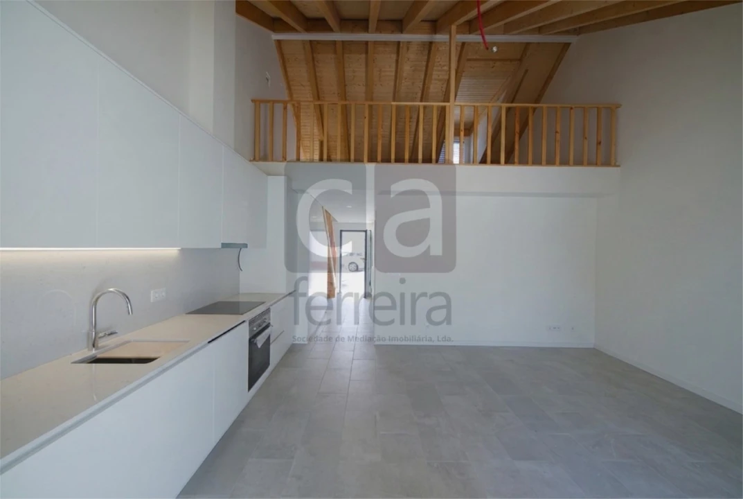 Moradia T2 para Venda em Almeirim Foto 3
