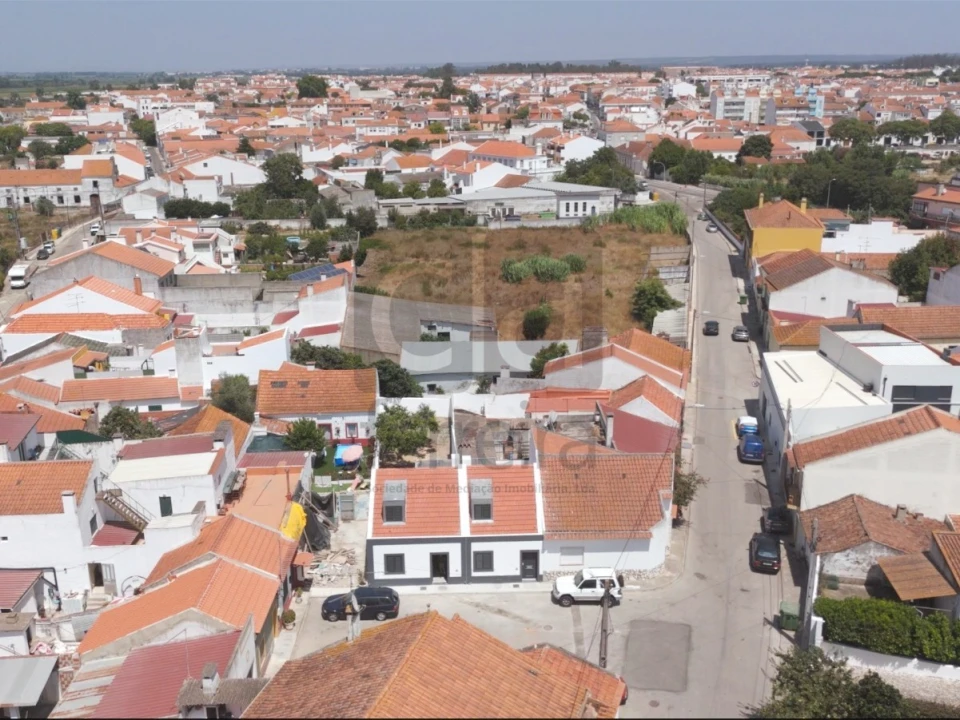 Moradia T2 para Venda em Almeirim Foto 24