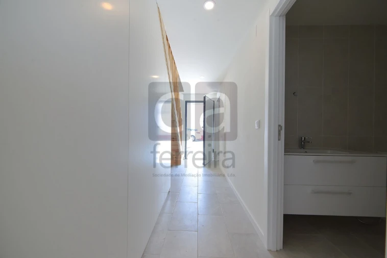 Moradia T2 para Venda em Almeirim Foto 11