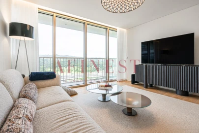 Apartamento T2 para Venda em Campolide