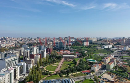 Apartamento T2 para Venda em Campolide
