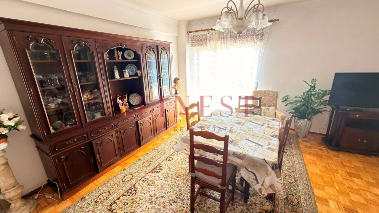 Apartamento T2 para Arrendamento em Odivelas Foto 5