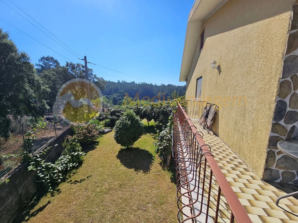 Moradia T4 para Venda em Espinho Foto 7