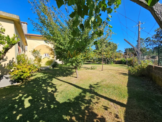 Moradia T4 para Venda em Espinho Foto 43