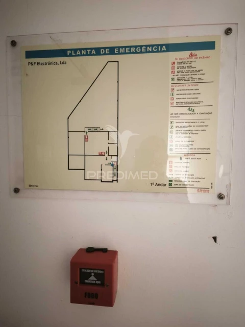 Armazém para Venda em Albergaria-A-Velha e Valmaior