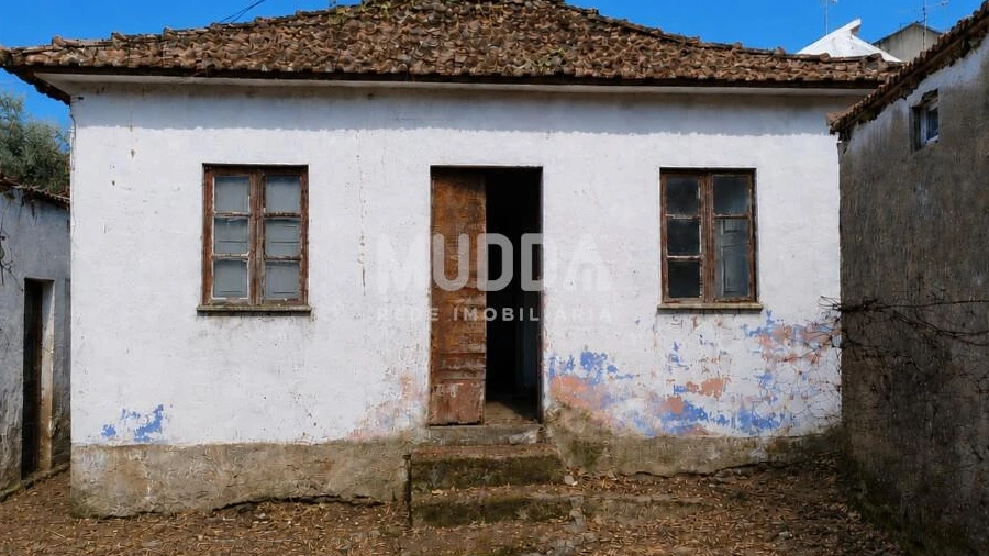 Moradia T2 para Venda em Santa Maria Maior