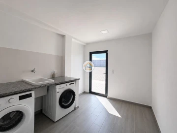 Moradia T5 para Venda em Carvoeira