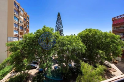 Apartamento para Venda em Quarteira