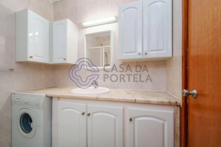 Apartamento para Venda em Quarteira Foto 28