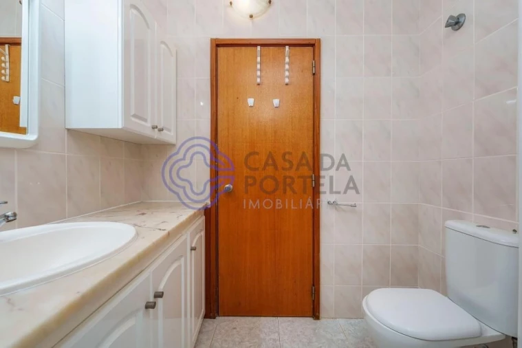 Apartamento para Venda em Quarteira Foto 27