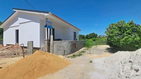 Moradia T3 para Venda em Avanca