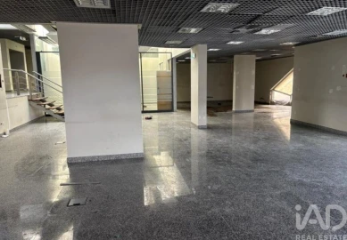 Loja para Venda em Malveira e São Miguel de Alcainça