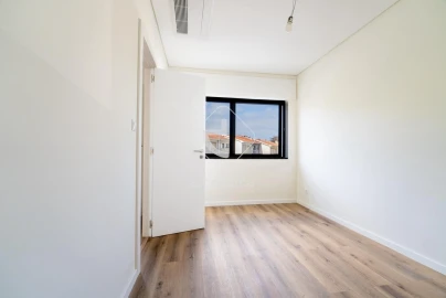 Moradia T3 para Venda em Aldoar, Foz do Douro e Nevogilde