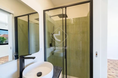 Moradia T3 para Venda em Aldoar, Foz do Douro e Nevogilde