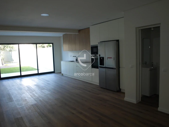 Moradia T3 para Venda em Aldoar, Foz do Douro e Nevogilde Foto 6
