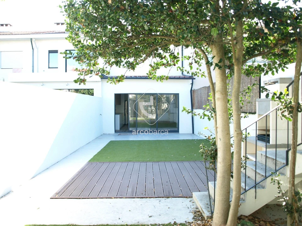 Moradia T3 para Venda em Aldoar, Foz do Douro e Nevogilde Foto 9