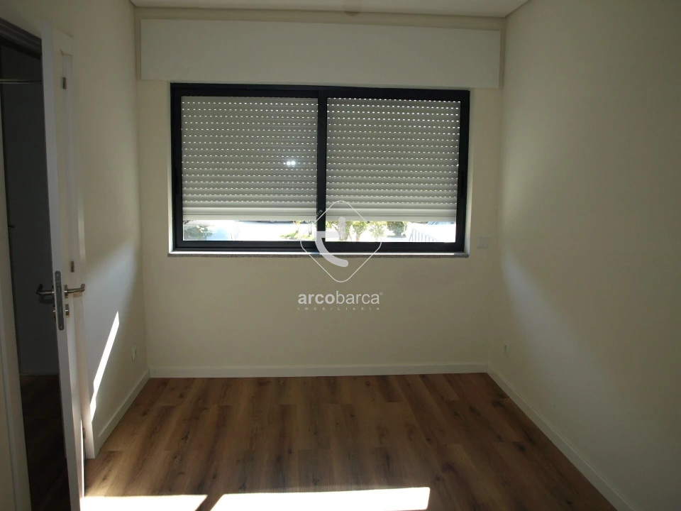 Moradia T3 para Venda em Aldoar, Foz do Douro e Nevogilde Foto 2