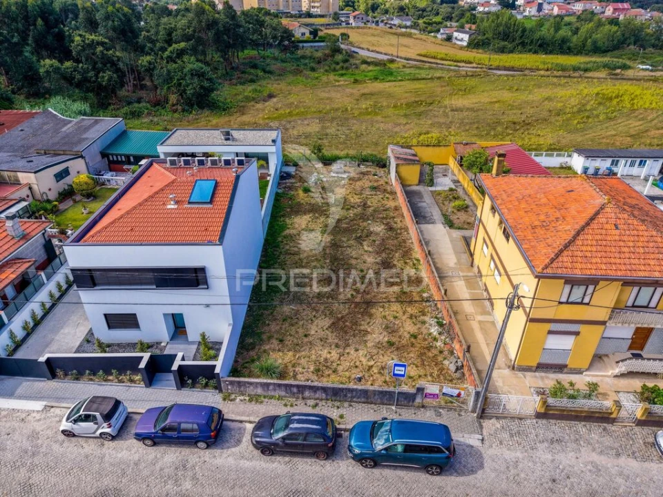 Terreno para Venda em Gulpilhares e Valadares Foto 4