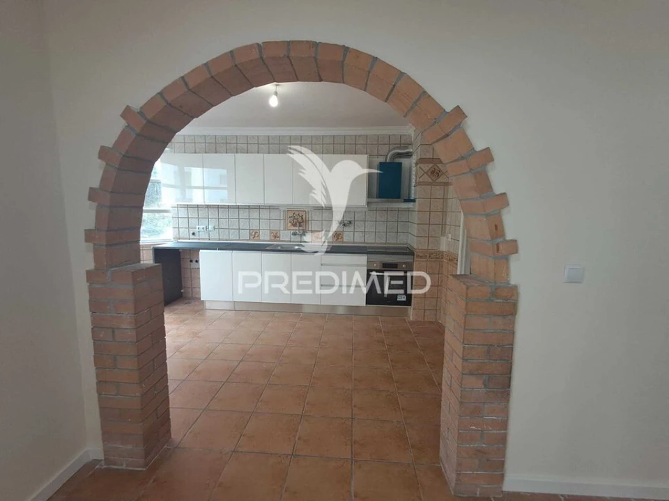 Apartamento T2 para Venda em Algueirão-Mem Martins Foto 4