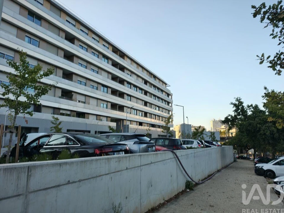 Apartamento T1 para Venda em Cidade da Maia Foto 7
