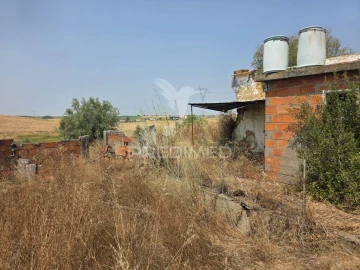 Quinta T2 para Venda em Casével e Vaqueiros