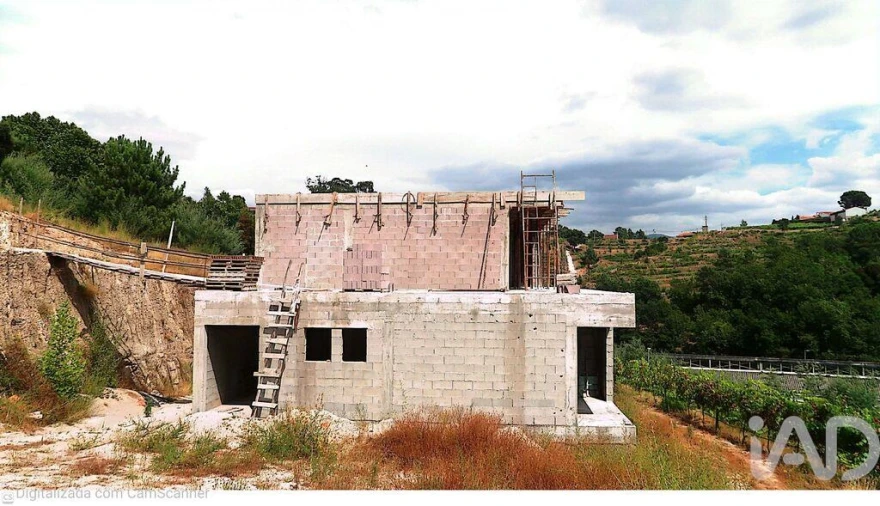 Moradia T4 para Venda em Amarante (São Gonçalo), Madalena, Cepelos e Gatão Foto 3