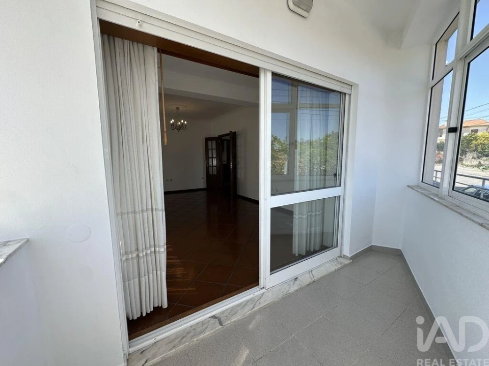 Apartamento T2 para Venda em Carvalhal Foto 23