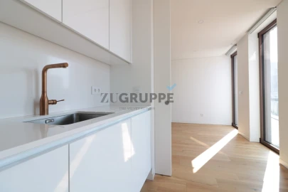 Apartamento T2 para Arrendamento em Glória e Vera Cruz