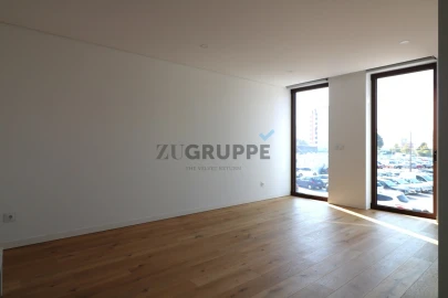 Apartamento T2 para Arrendamento em Glória e Vera Cruz