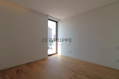 Apartamento T2 para Arrendamento em Glória e Vera Cruz