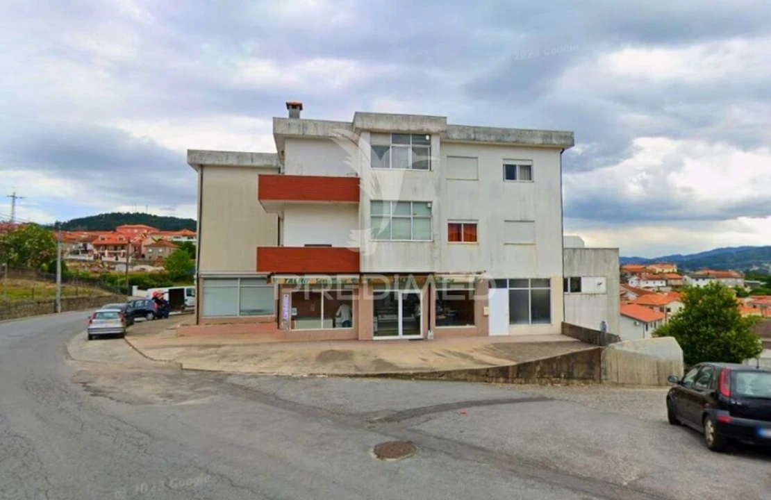 Apartamento T3 para Venda em Oliveira (Santa Maria) Foto 1