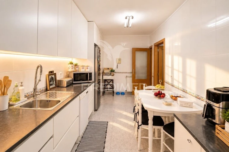 Apartamento T2 para Venda em Alfena Foto 18