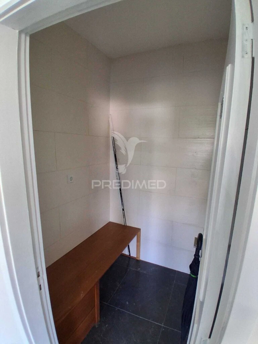 Apartamento T3 para Venda em Fânzeres e São Pedro da Cova Foto 7