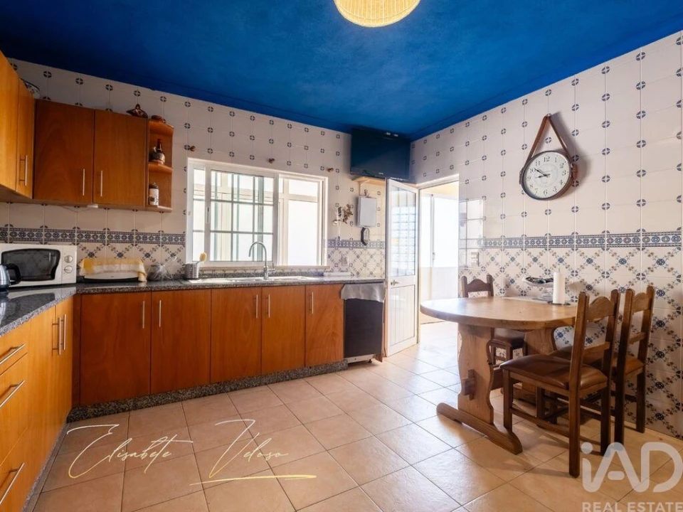 Moradia T4 para Venda em Covões e Camarneira Foto 30