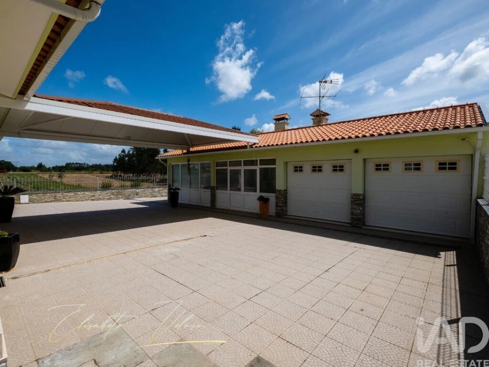Moradia T4 para Venda em Covões e Camarneira Foto 37