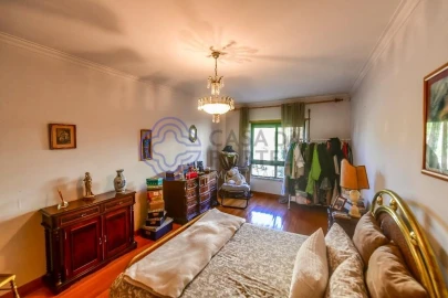 Apartamento T3 para Venda em Massamá e Monte Abraão