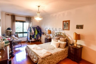 Apartamento T3 para Venda em Massamá e Monte Abraão