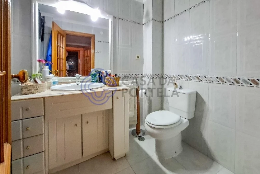 Apartamento T3 para Venda em Massamá e Monte Abraão Foto 30