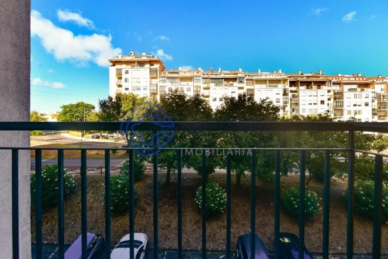 Apartamento T3 para Venda em Massamá e Monte Abraão Foto 42