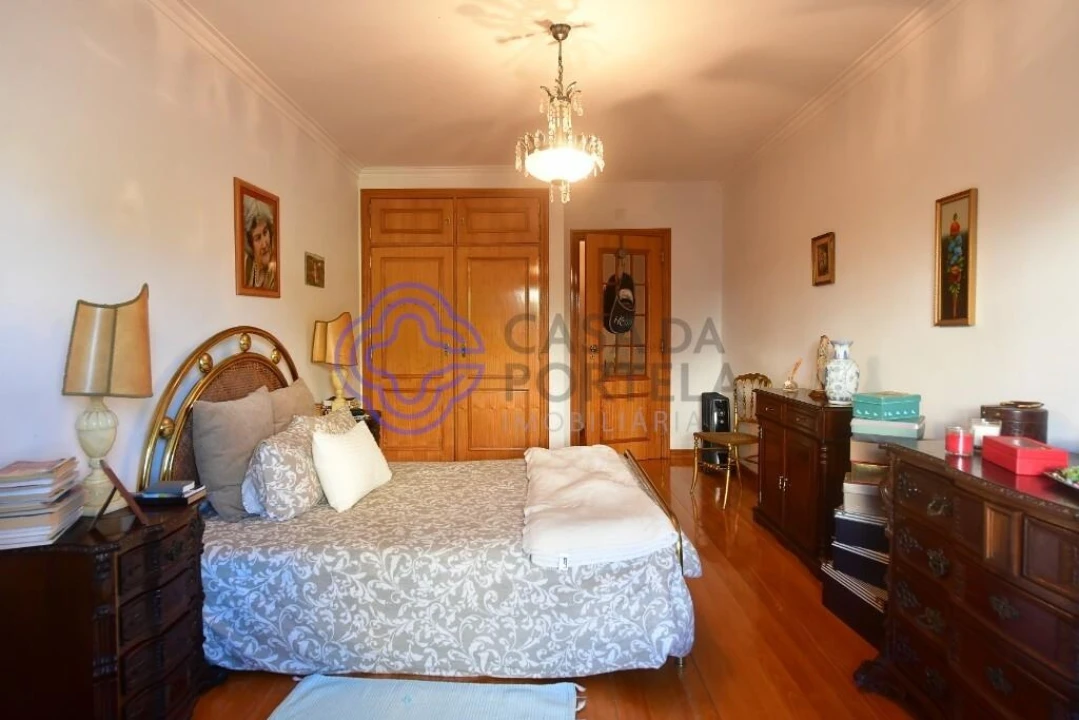 Apartamento T3 para Venda em Massamá e Monte Abraão Foto 29