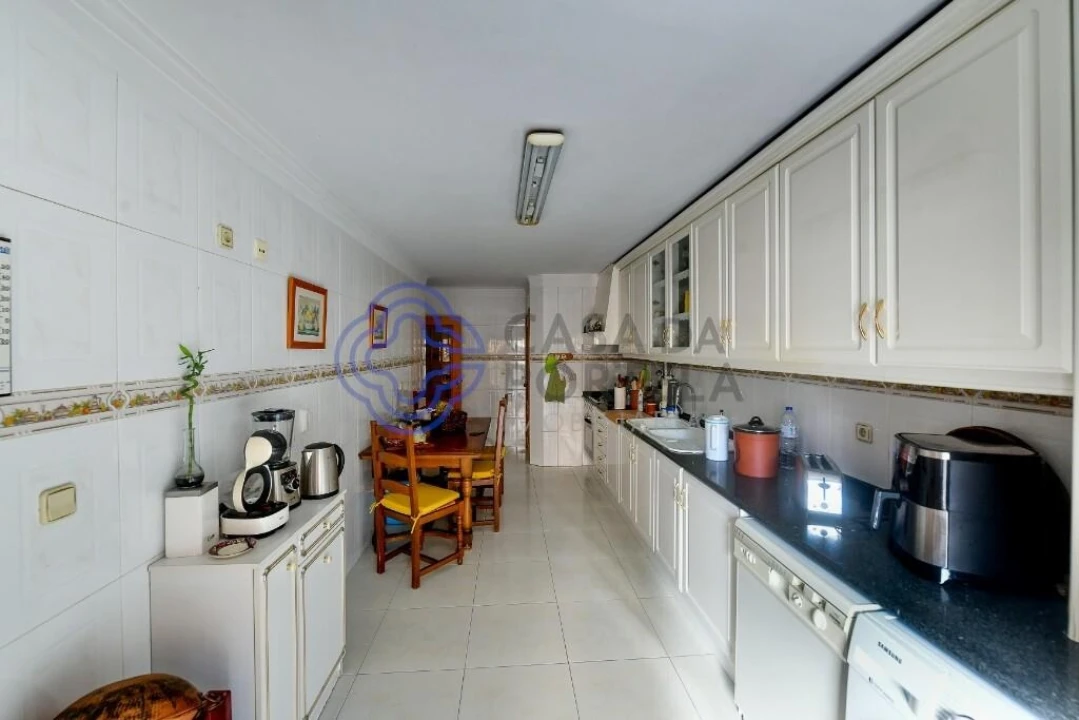 Apartamento T3 para Venda em Massamá e Monte Abraão Foto 18