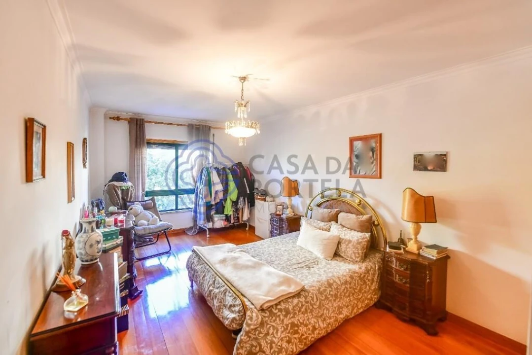 Apartamento T3 para Venda em Massamá e Monte Abraão Foto 22