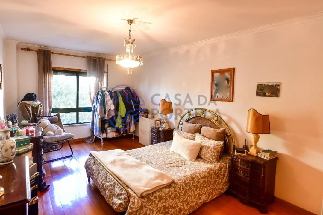 Apartamento T3 para Venda em Massamá e Monte Abraão Foto 28