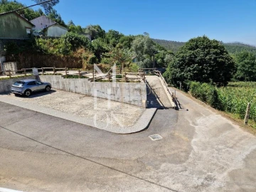 Moradia T4 para Venda em Cedrim e Paradela