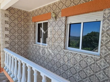 Moradia T4 para Venda em Cedrim e Paradela